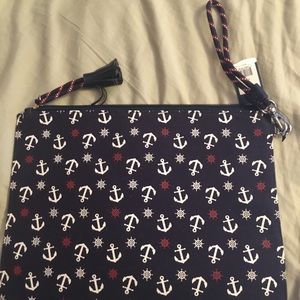 NWT top zip closure large Tommy Hilfiger wristlet